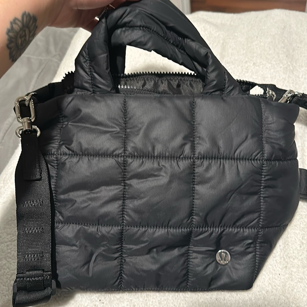Lululemon Quilted Grid Crossbody Bag 5L